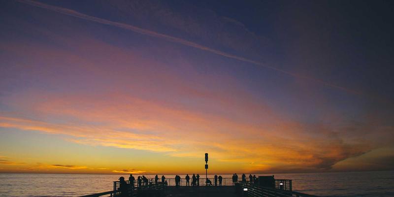 如何寻找与定制免费氛围感游戏地图：独立恐怖生存开发者的Game Assets指南